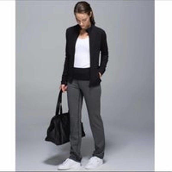 Lululemon Straight-Up Pant in Tri Geo Silver Spoon Black - Picture 6 of 6